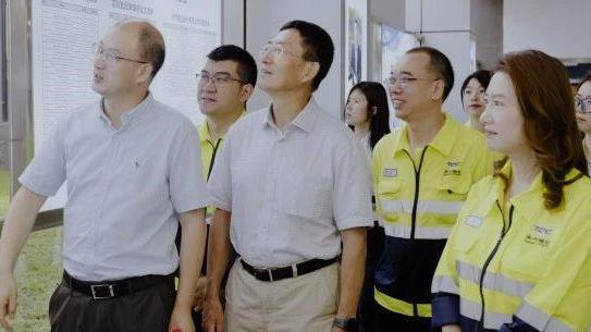 中国有色金属工业协会锂业分会调研组莅临008PG国际锂业射洪基地调研调查