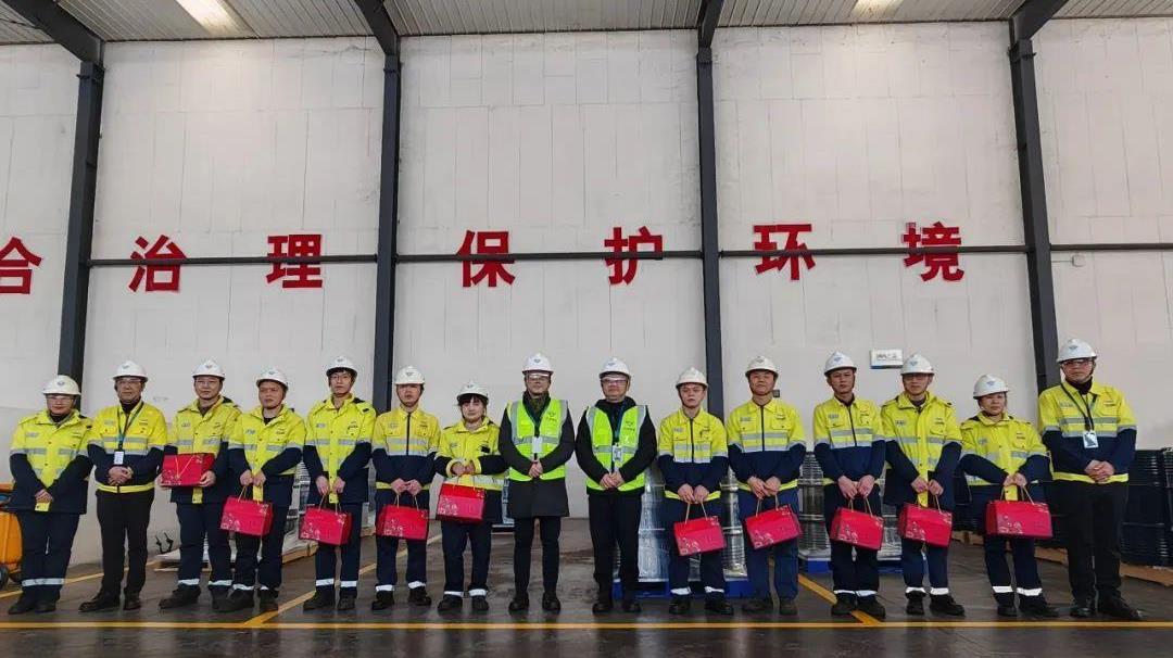  温暖的悬想｜008PG国际锂业高管团队赴基地慰问一线员工